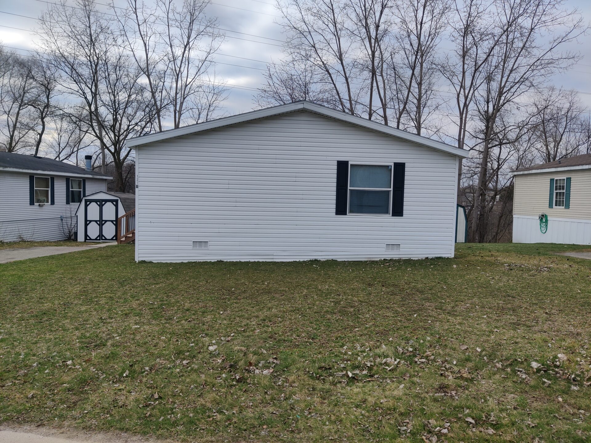 Outside of Double-Wide Move-In Ready Home in Pontiac